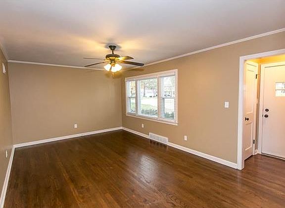 5th image of 8614 W 55th St