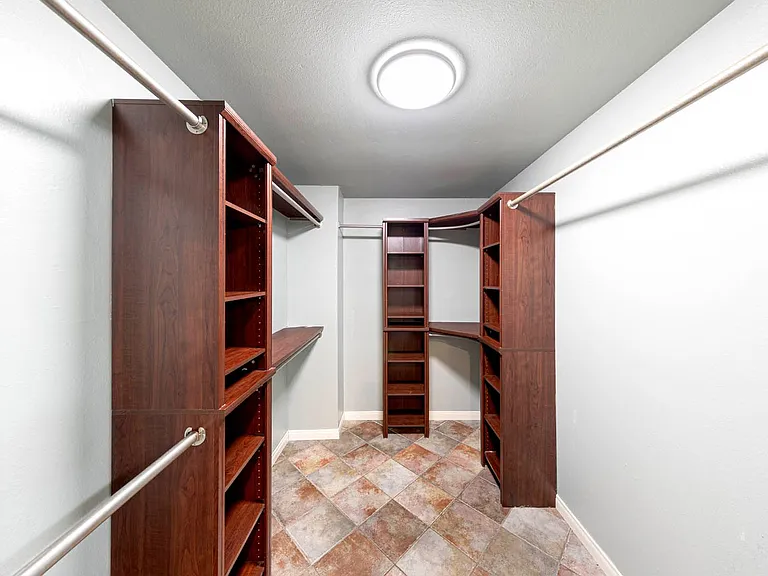 1652 N Pala Pl — Photo 17
