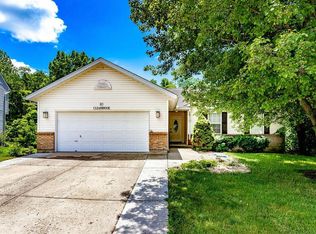 60 Clearbrook Dr, Franklin, OH 45005