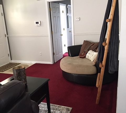 5th image of 137 Samanthas Way