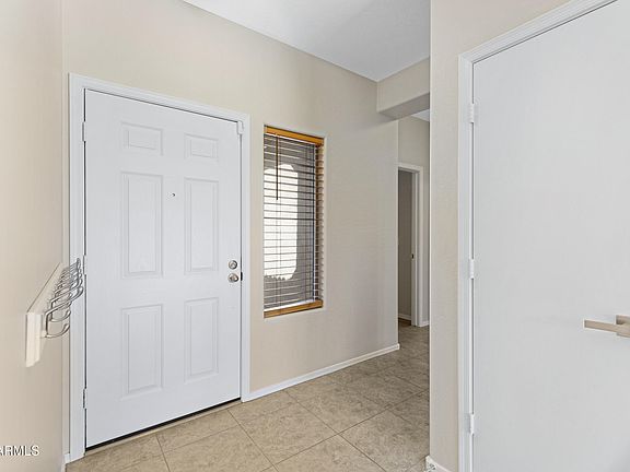 5th image of 21299 E ROUNDUP Way