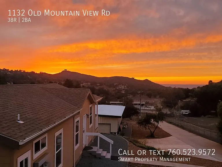 1132 Old Mountain View Rd — Photo 3