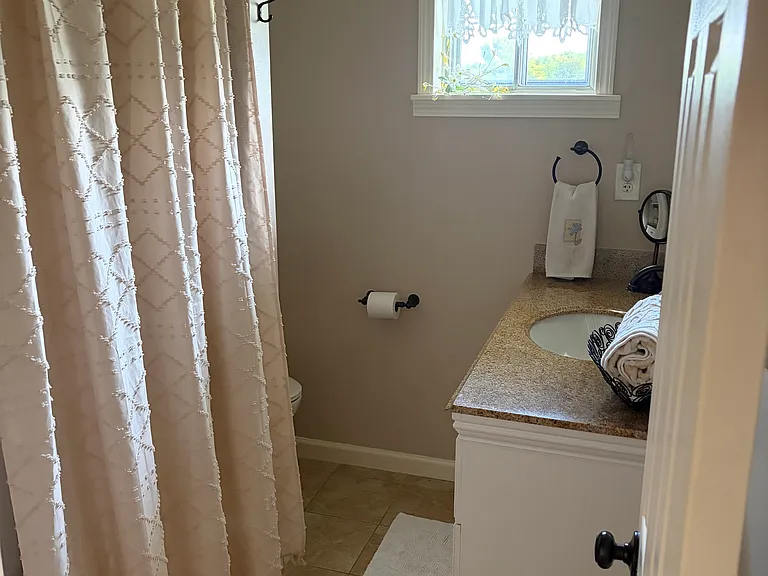 Full bathroom