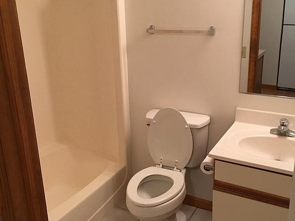 5th image of 1334 Ray Rd APT 19