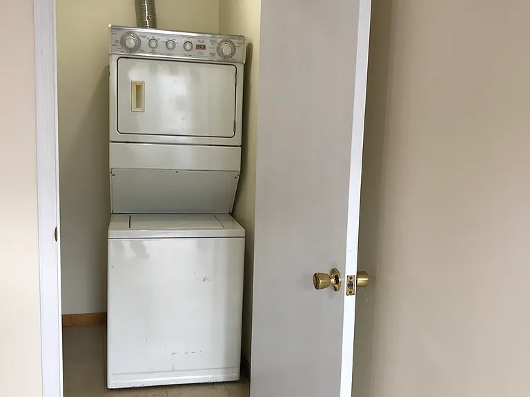 90 Garfield Ave #1 — Photo 12