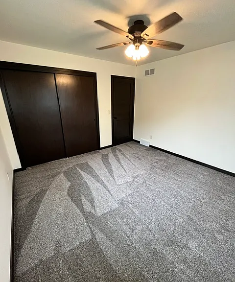 415 Theresa St — Photo 11