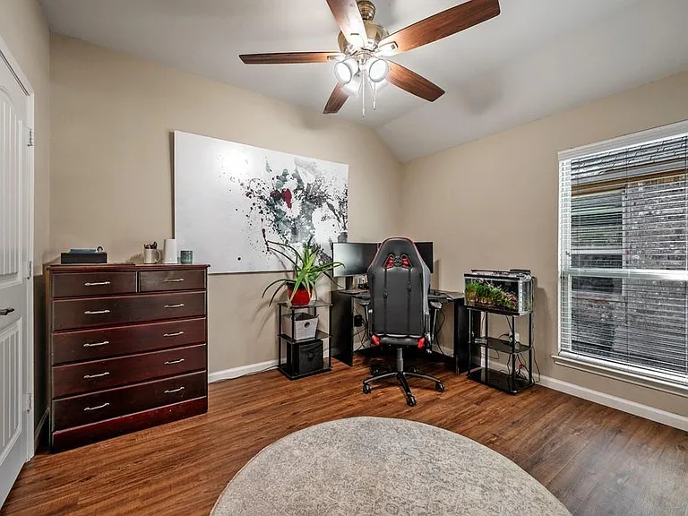 2413 Michelle Creek Dr — Photo 21