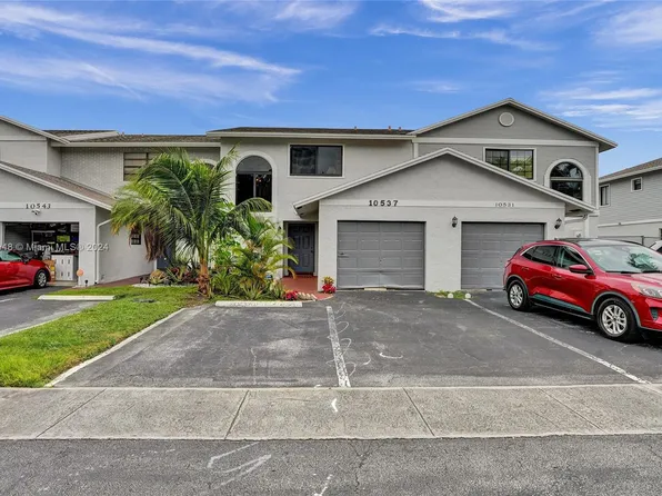 10537 NW 3rd St #5, Hollywood, FL 33026