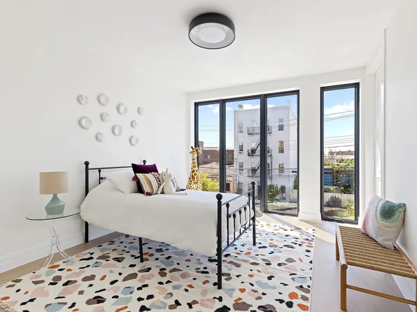 96 Coffey Street image 19 of 25