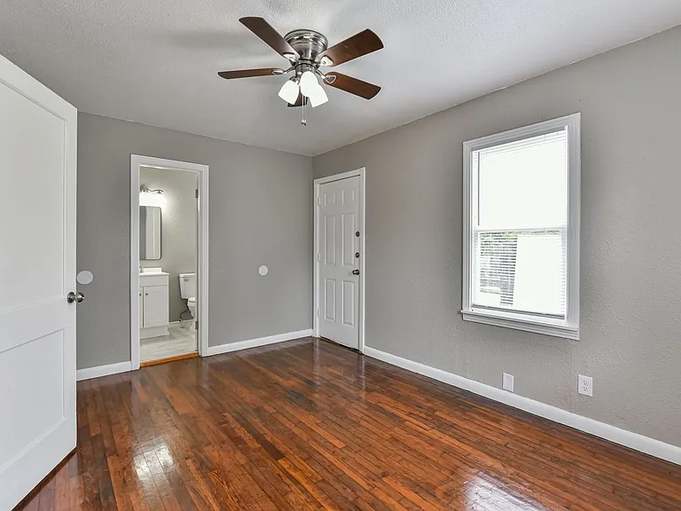 616 N 22nd St — Photo 5