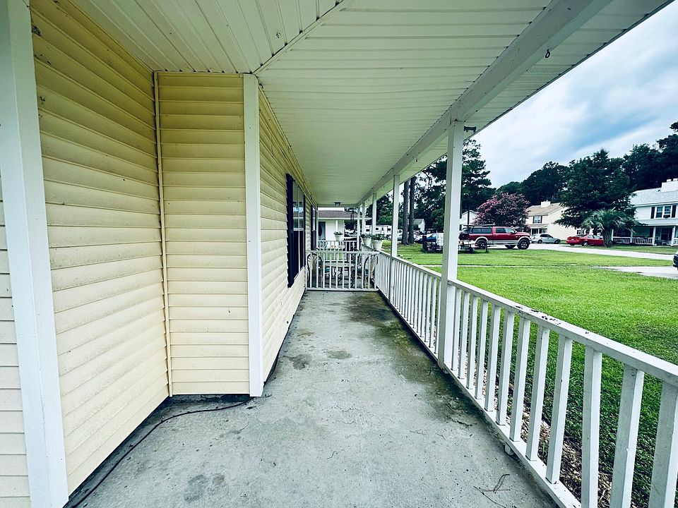 Front Porch_08142023