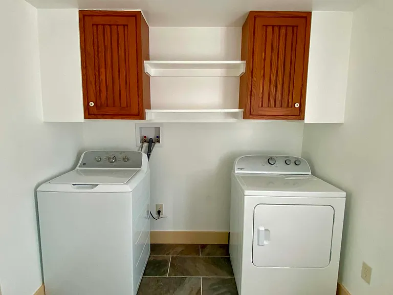 215 Green St #217 — Photo 15
