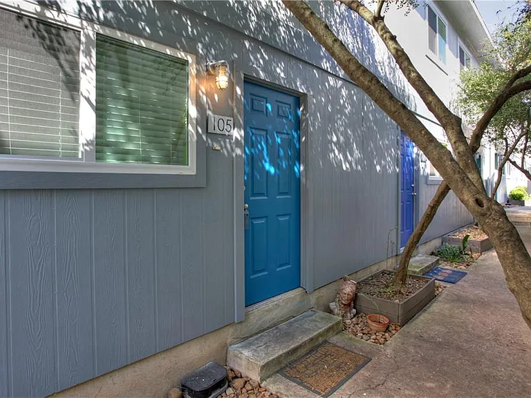 816 W North Loop Blvd #111 — Photo 10