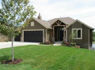 19849 W 116th Ter, Olathe, KS 66061