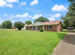 704 Redwood Cir, Columbia, TN 38401