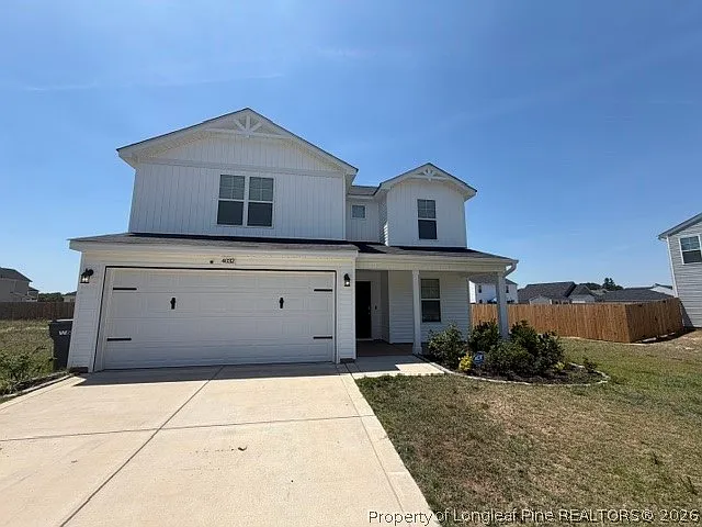 4 bed, 2.5 bath, 2530 sqft, $2,295 — Photo 2
