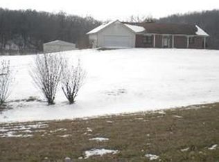 8907 Kings Chapel Rd, Centertown, MO 65023