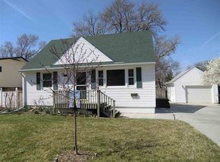1316 N 63rd St, Omaha, NE 68132