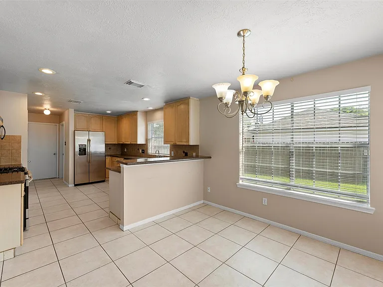 1723 Monvale Ln — Photo 10
