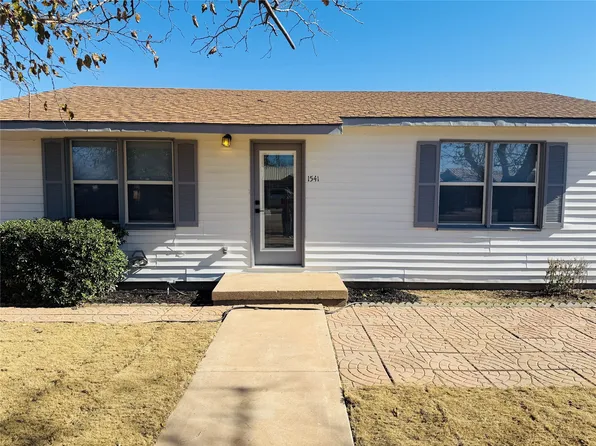 1541 McCarty St, Aspermont, TX 79502