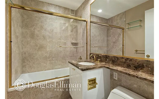 Rented by Douglas Elliman | media 21