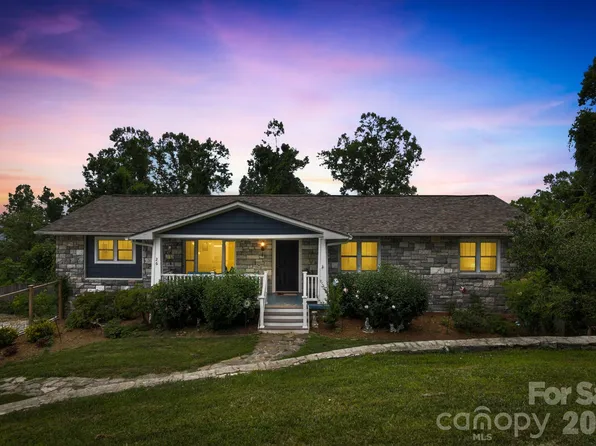 26 Crestwood Dr, Arden, NC 28704