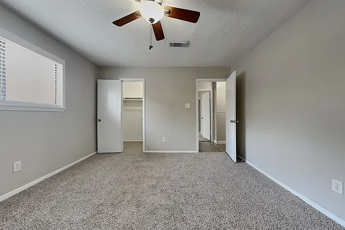 7731 Bunker Wood Ln — Photo 9