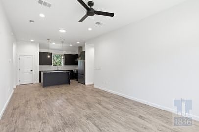 5th image of 505 Thelma Dr #B