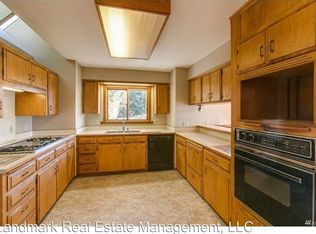 Chuckanut Crest Ln, Bellingham, WA 98229