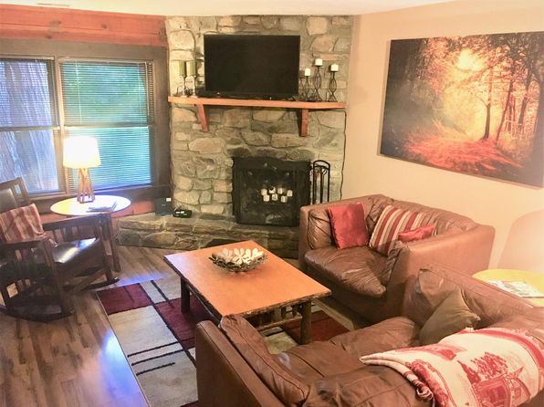 24 Cricket Ln, Maggie Valley, NC 28751