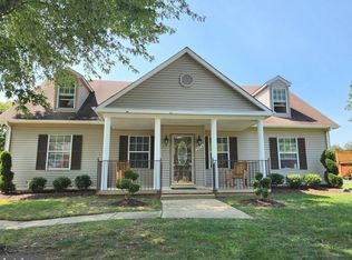 9319 Fox Run Dr, Clinton, MD 20735