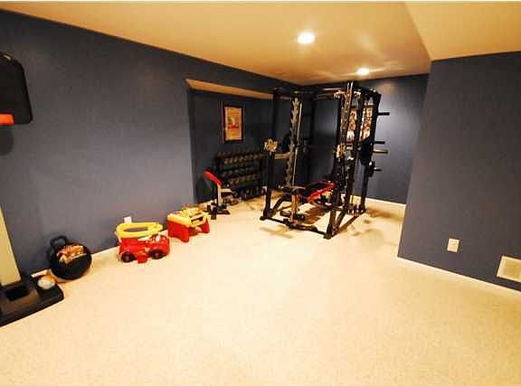 Basement multipurpose room