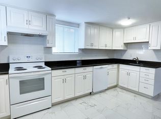 836 Sea St #1B, Quincy, MA 02169
