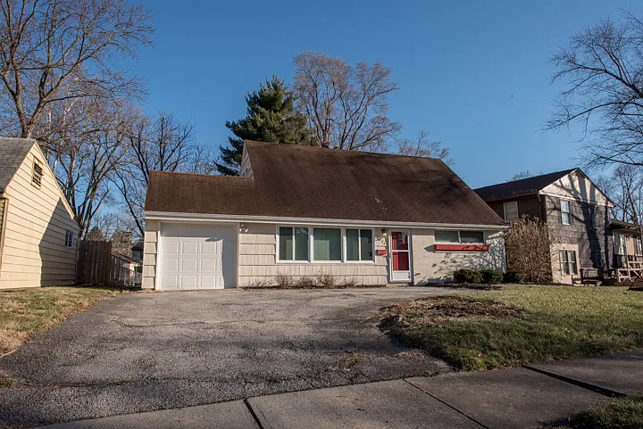 1606 Baxter Dr photo 1