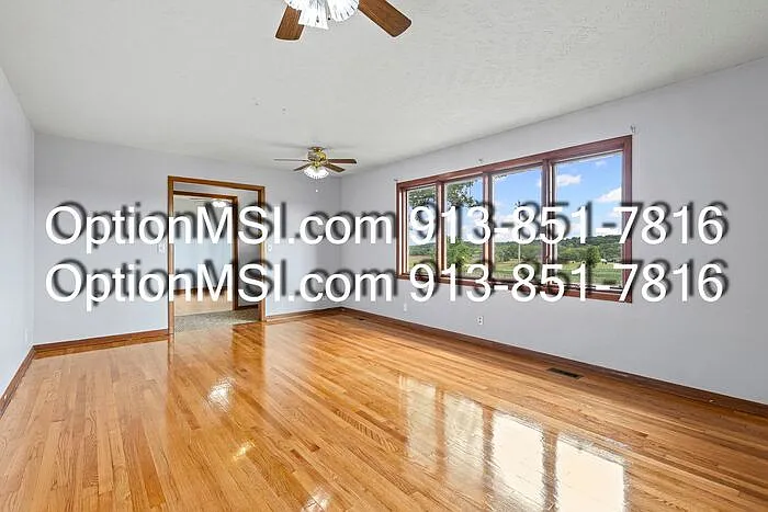 188 N 1600th Rd — Photo 5