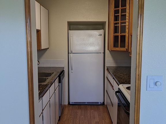 5th image of 1019 13th Street Ct E