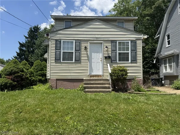 844 Ardella Ave, Akron, OH 44306