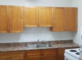 66 Carlton St #6, Winnipeg, MB R3C1N9