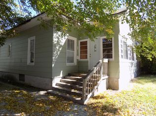 603 E Poplar St, West Frankfort, IL 62896
