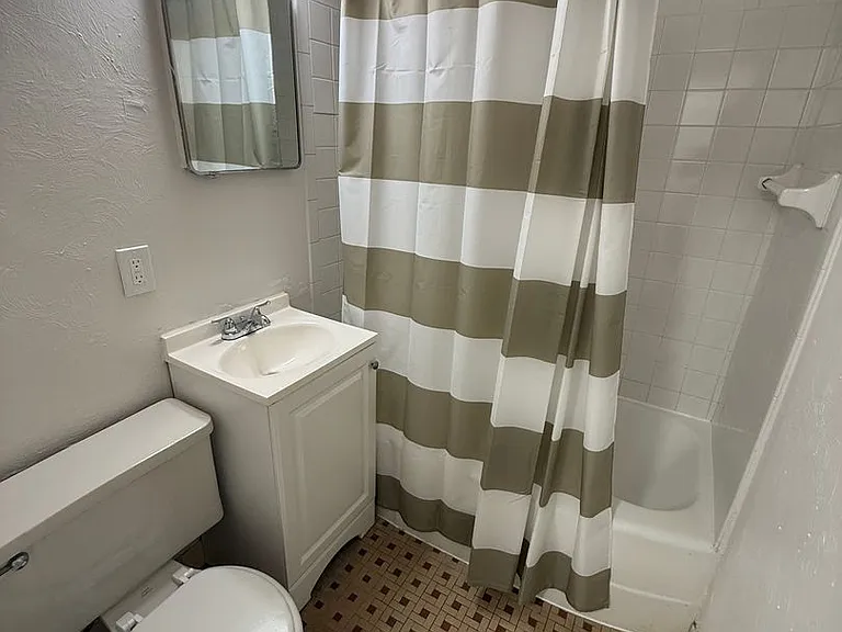 Sixteen53 Prospect Avenue — Photo 42