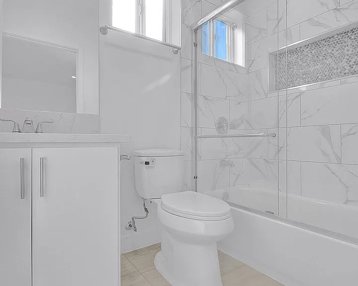 5850 Vineland Ave — Photo 13