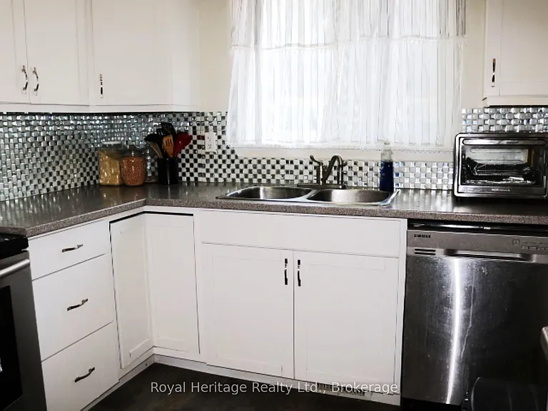320 Blackthorn St #89 — Photo 25