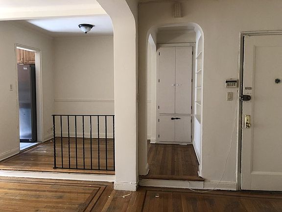 4th image of 6911 Yellowstone Blvd APT A25