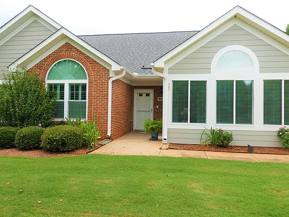 2nd image of 303 Heritage Club Dr #1