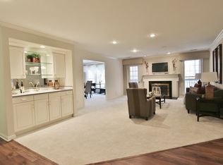 208 Ambridge Ct APT 204, Chesterfield, MO