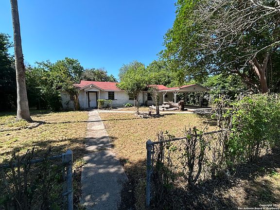 4th image of 1126 VILLARET BLVD