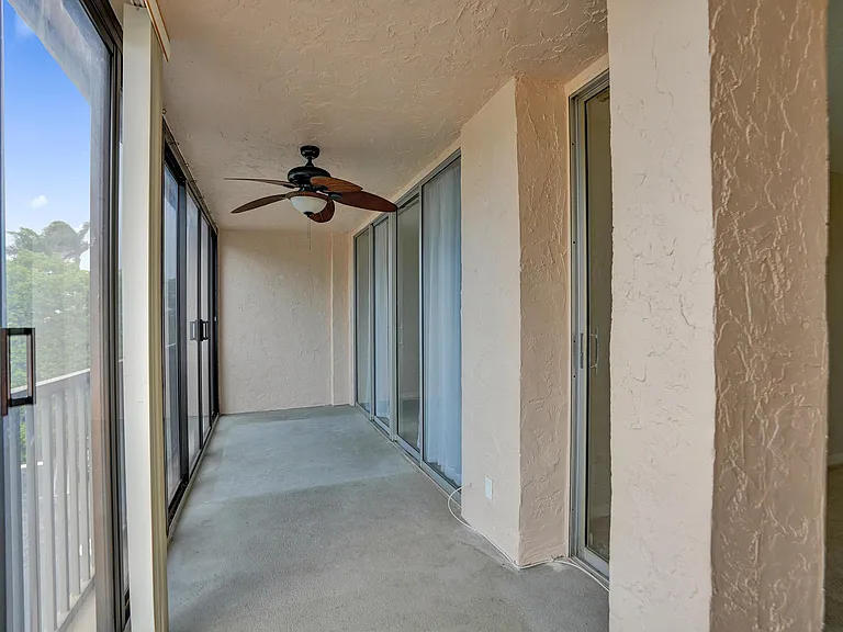 740 S Federal Hwy #312 — Photo 30