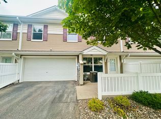 10833 Kingsfield Ln, Woodbury, MN 55129