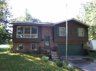 2450 Leonard St NW, Grand Rapids, MI