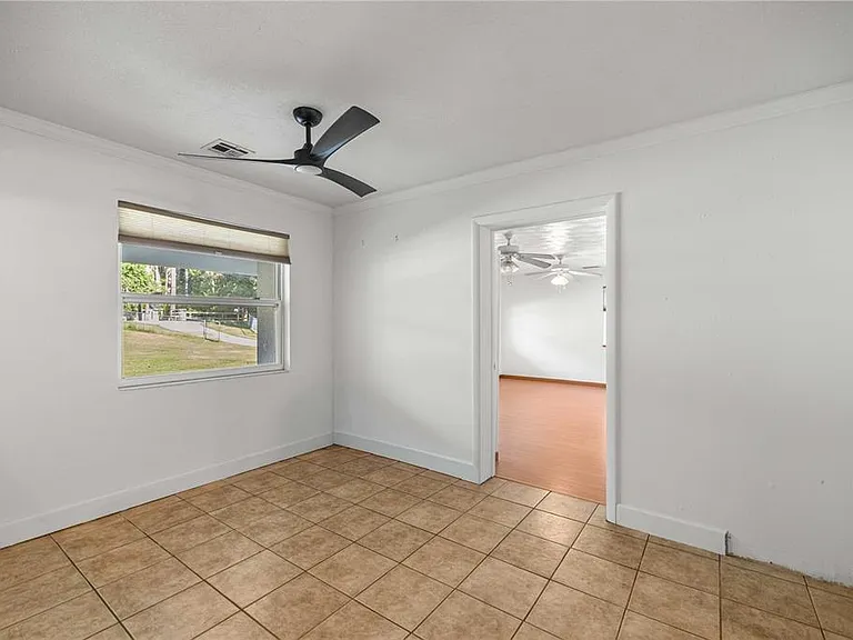 3821 SW 7th Avenue Rd — Photo 24
